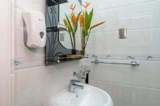 Janes' Serenity Guesthouse - Anse a La Mouche - 1