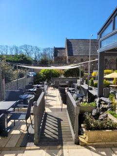 Dukes Folly Hotel - 4