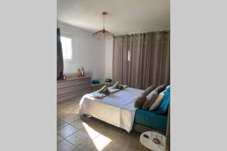 Suite spacieuse avec accès piscine - 7