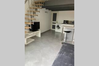 Joli studio avec terrasse privée - Junas - 0