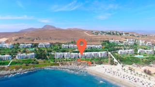 Puerto Velero Primera Línea Primer Piso al lado de la Playa! 8pax - 5