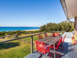 Endless Summer I Pet Friendly Absolute Beachfront - Culburra Beach - 0
