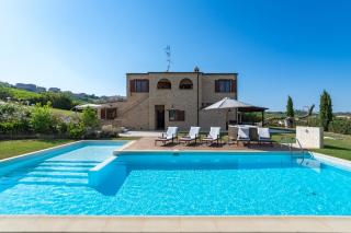 CASALE ROSY 6&2, Emma Villas - Offida - 4