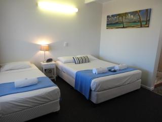 Shell Motel (Pearly Shell Motel) - 9