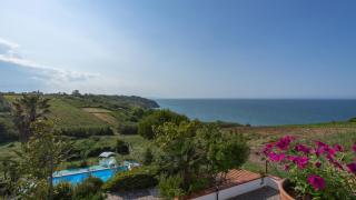 RIPARI DI GIOBBE 6&2, Emma Villas - Ortona - 7