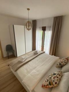 APARTMANI 4 PALME - Starigrad-Paklenica - 2