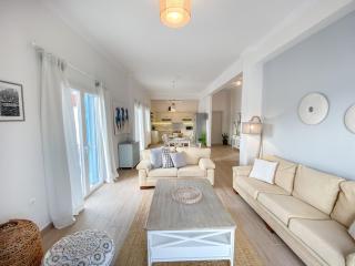 Beautiful house by the sea - Poros - 1
