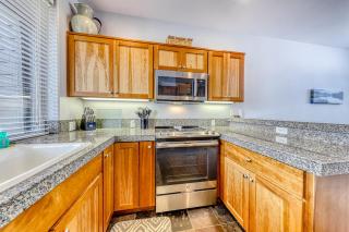 Eagle Crest Modern Escape - Redmond - 2