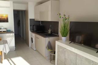 Nice Apartment With Sea View And Balcony - Cannes - 7