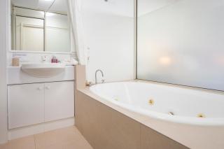 Sandbar Cape View Resort - Broadwater - 8