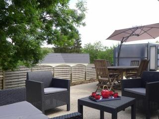 Gîte haut de gamme avec piscine privée, salle de jeux et équipements pour un séjour tout confort. - FR-1-611-48 - Foulain - 8