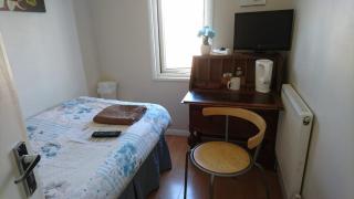 Room in Guest room - Tiny Single shared bathroom Room ssbyr - 8