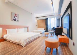 Thinker Hotel - 1