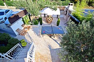 Ground floor apartment with a private pool - Okrug Donji - 7