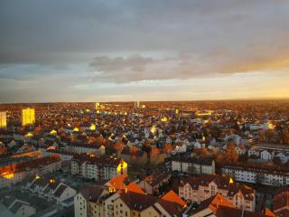 Über den Wolken und super zentral zwischen Frankfurt und Darmstadt - 100qm - Langen - 2