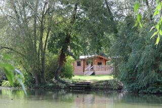 Viaduct Fishery Lodges - Somerton - 7