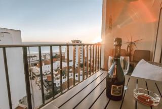 Apartment Rocha Vista Mar Dubai - 9