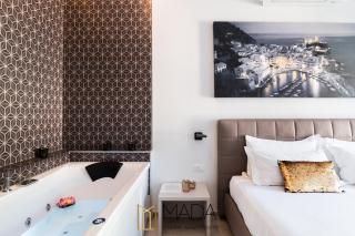 MADA Charm Apartments Jacuzzi - Vernazza - 4