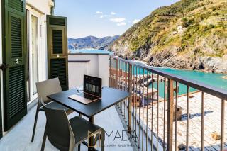 MADA Charm Apartments Jacuzzi - Vernazza - 9