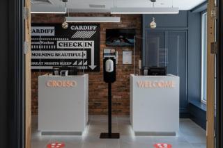 easyHotel Cardiff - 1