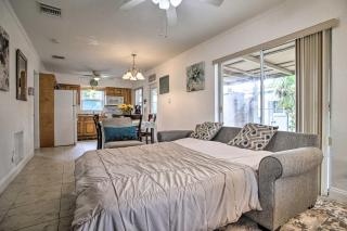 2 Mi to Boardwalk Home with Grill in Dania Beach! - Dania Beach - 4