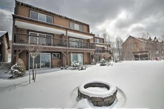 Slopeside Burke Mtn Condo with Amenity Access! - 8