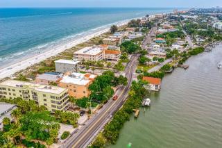 Sunset Sea Villa - Clearwater Beach - 2