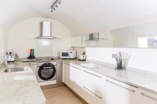 16 Lansdown -By Luxury Apartments - Cheltenham - 3