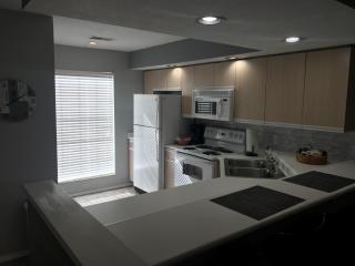 Lakeside Condo on Lake Taneycomo - Branson - 9