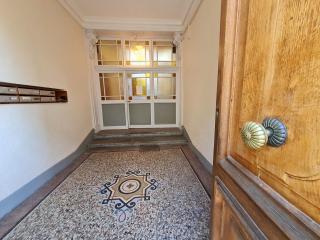Appartement intra muros 8 personnes climatisé Wifi stationnement facile - Avignon - 1