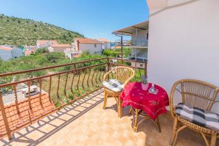Apartments IvaT - Rogoznica - 1