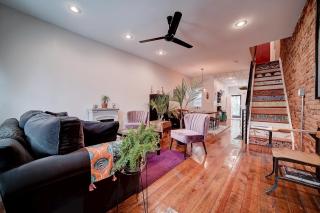 Artsy Hidden Gem -- FREE PARKING - 5