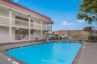 Motel 6-Dallas, TX - Market Center - Dallas - 9