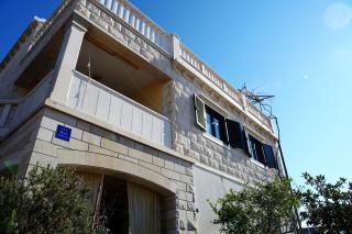 Apartments with parking space Sumartin, Brac - 11387 - 3