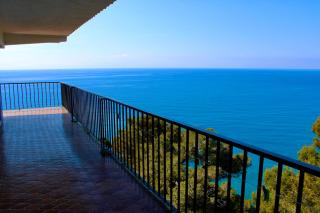 Apartamentos Cala Llevado - Tossa de Mar - 0