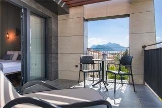 Trend Suites CYCLE - 3