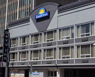 Days Inn by Wyndham Ottawa - Ottawa - 0