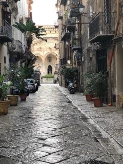 Casa di fronte la Cattedrale - Palermo - 0