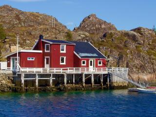 Fishermans Dock Lofoten - Ballstad - 2