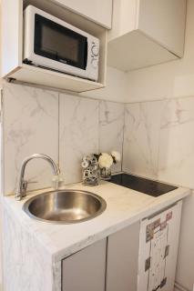 Fully equipped Studio in the heart of Paris - Area champs Elysées - París - 8