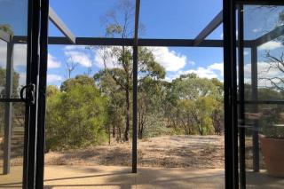 Benny's Retreat Luxury Bushland Escape - 5