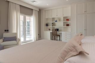 The Manor - 4