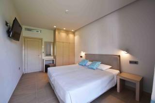 MIRAMARE LUXURY APARTMENTS - 4