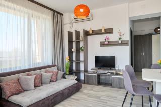 La Vida Loca Apartment Summerland - Mamaia - 9