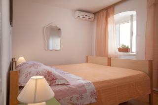 Apartments Jelka - Promajna - 3