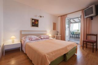 Apartments Jelka - Promajna - 2