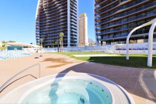 Sunset Waves 18-35 Poniente Beach Resort - Benidorm - 4