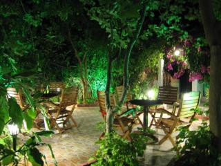 Eleftheria Lindian Studios II - Lindos - 3
