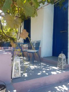 Iliana's courtyard - Evdilos - 6