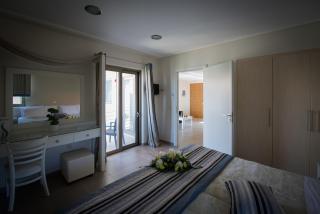 Mantinia Bay Hotel - Kalamata - 2